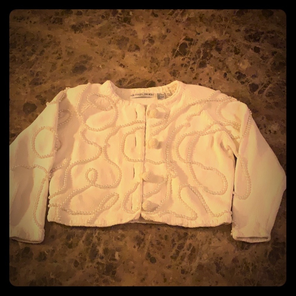 Vintage Sweater with faux pearl detail